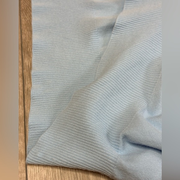 Women’s sweater - Picture 2 of 4